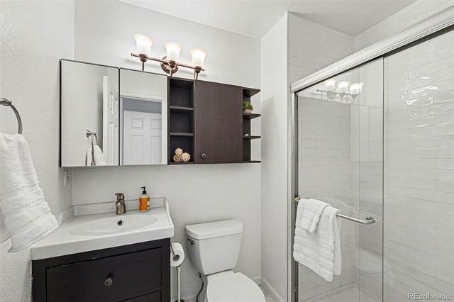 1885 S Quebec Way B24, Denver, CO 80231