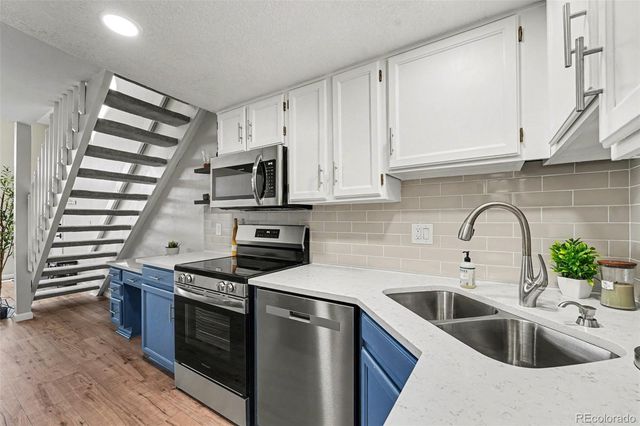 1885 S Quebec Way B24, Denver, CO 80231