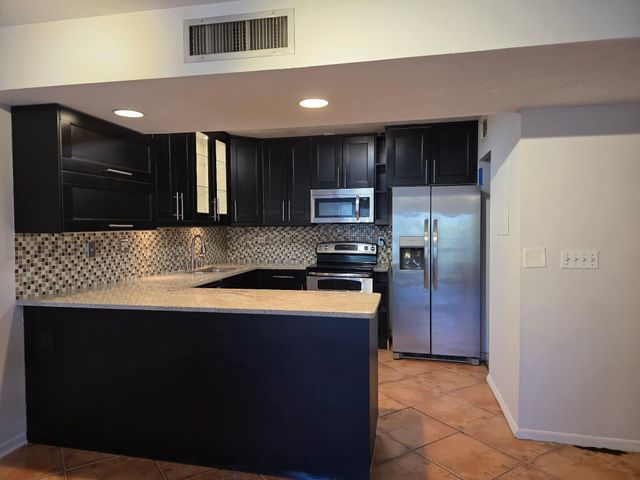 13250 SW 88th Terrace N 303, Miami, FL 33186