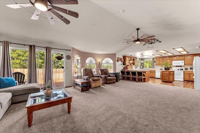 14945 Caylor Lane, Red Bluff, CA 96080