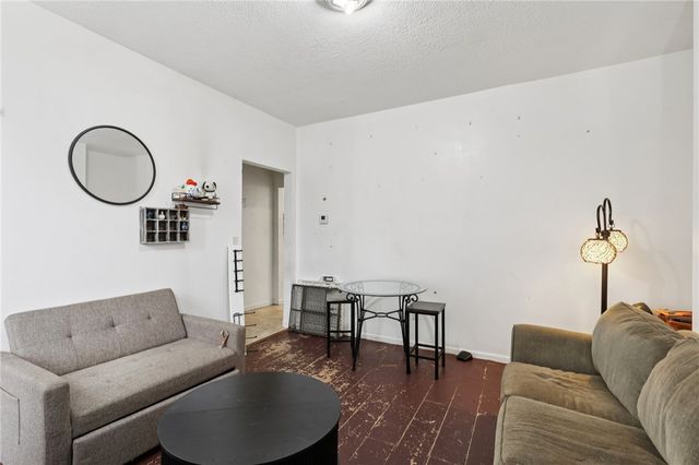 102-104 8th St, Monongahela, PA 15063