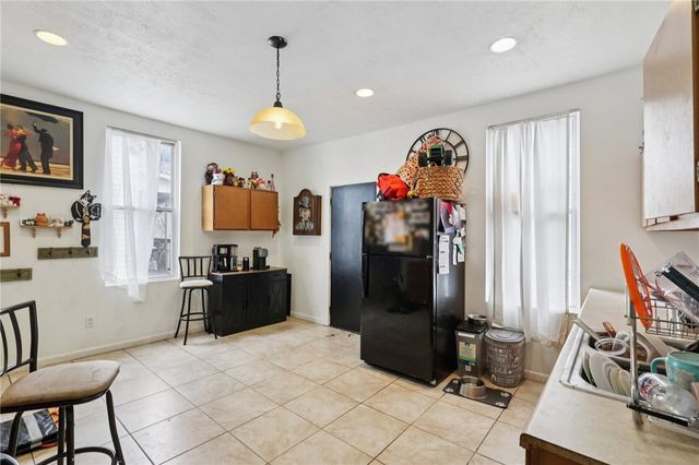 102-104 8th St, Monongahela, PA 15063