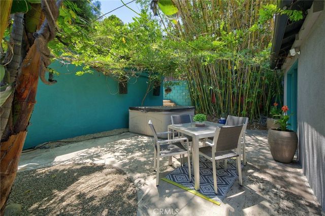 1539 Elevado Street, Los Angeles, CA 90026