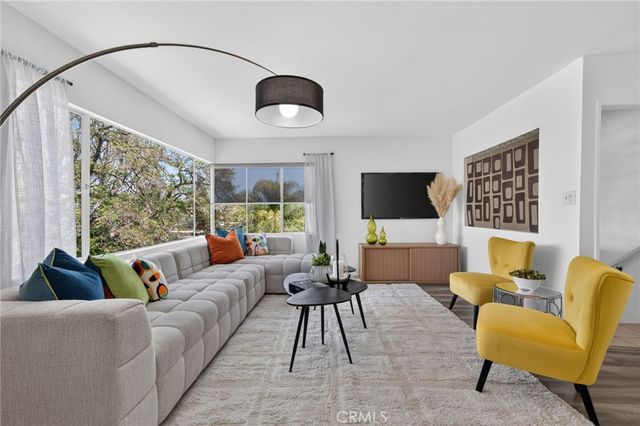 1539 Elevado Street, Los Angeles, CA 90026