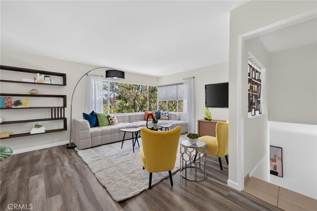 1539 Elevado Street, Los Angeles, CA 90026