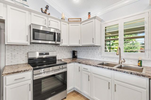 3394 RIDGEWOOD PATH, The Villages, FL 32163