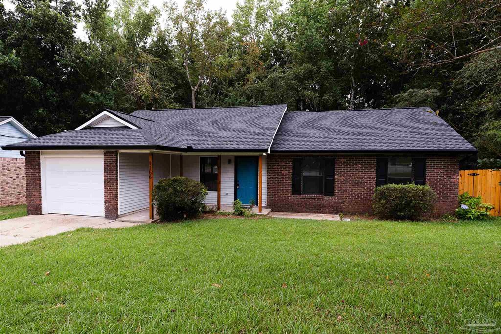 1156 Signal Hill Ln, Pensacola, FL 32514