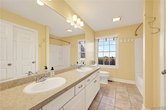 2916 Wolf Drive, Eden, NY 14057