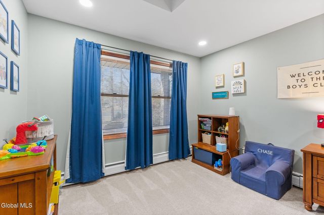 19 Crown Point, Ballston, NY 12019