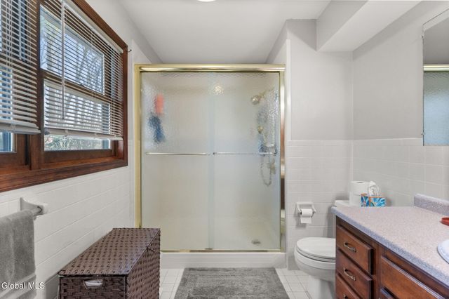 19 Crown Point, Ballston, NY 12019