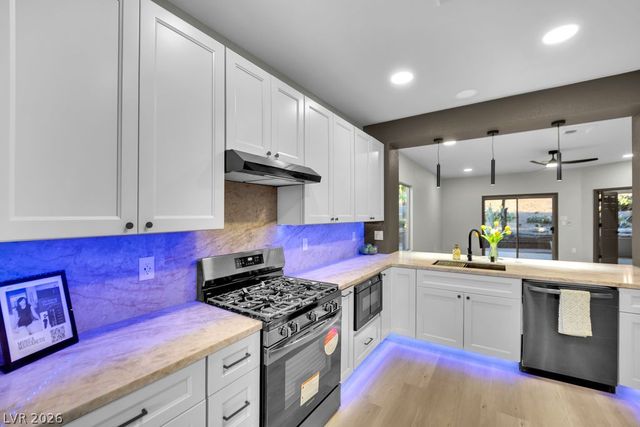 1851 Cypress Greens Avenue, Henderson, NV 89012