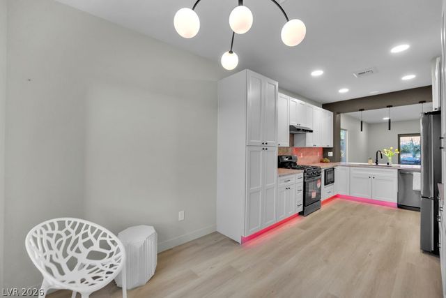 1851 Cypress Greens Avenue, Henderson, NV 89012