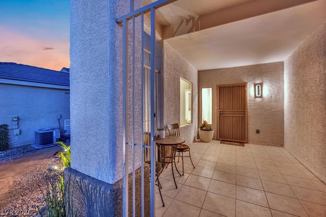 1851 Cypress Greens Avenue, Henderson, NV 89012