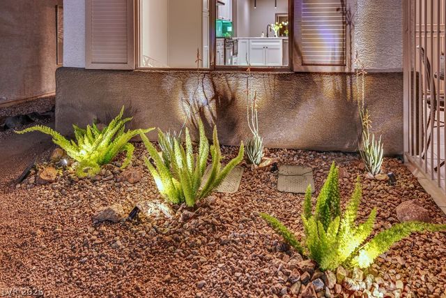 1851 Cypress Greens Avenue, Henderson, NV 89012