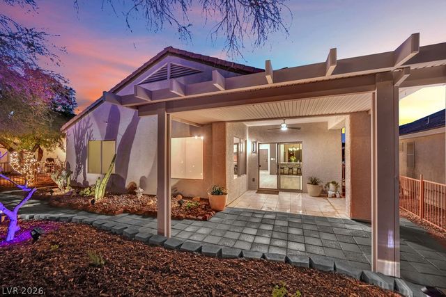 1851 Cypress Greens Avenue, Henderson, NV 89012