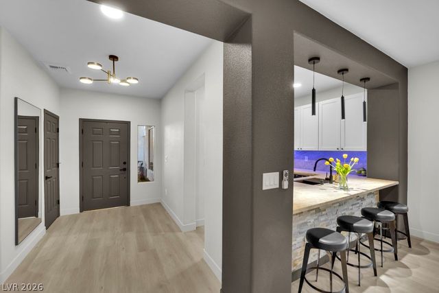 1851 Cypress Greens Avenue, Henderson, NV 89012