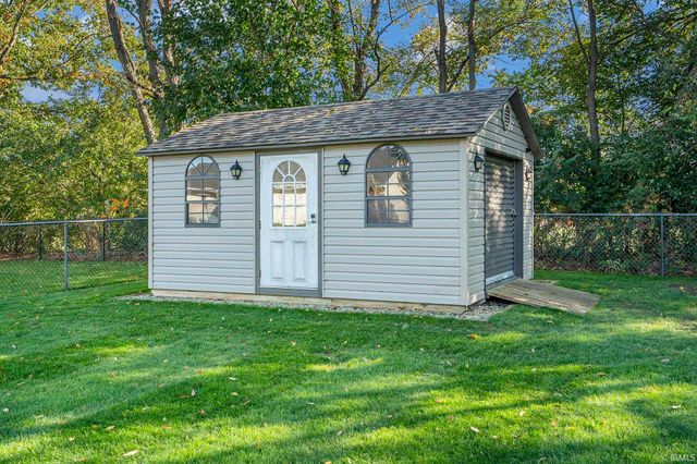 18806 Wilson Drive, Goshen, IN 46528