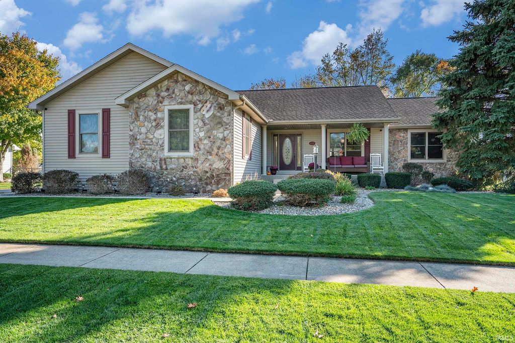 18806 Wilson Drive, Goshen, IN 46528