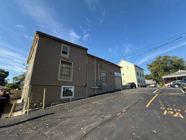 880R Washington Street, Attleboro, MA 02703
