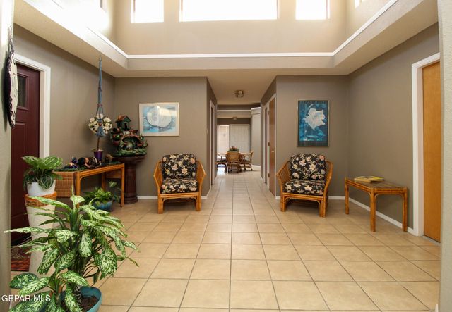 7465 Stoney Hill 13C, El Paso, TX 79904