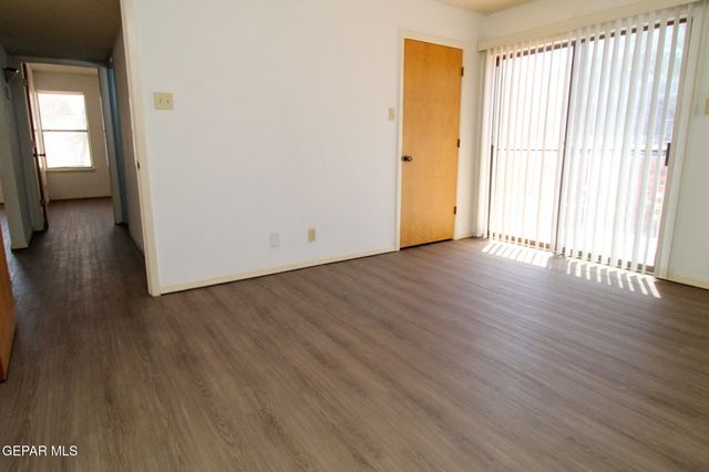 7465 Stoney Hill 13C, El Paso, TX 79904
