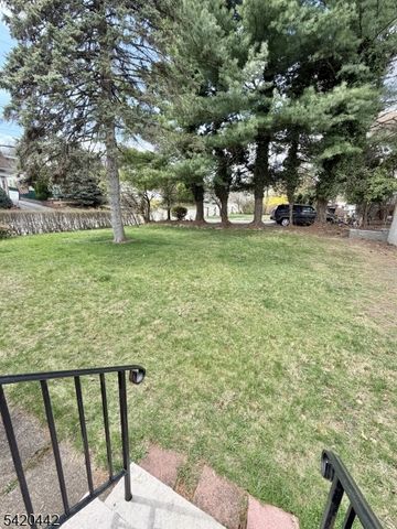 2 Sunnyside Pl, Verona Twp., NJ 07044