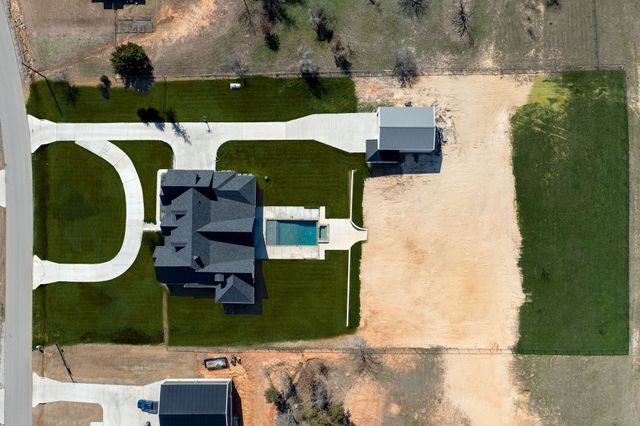 704 Glade Park Court, Azle, TX 76020