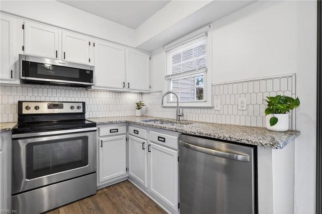 104 Elmhurst CT, Portsmouth, VA 23701