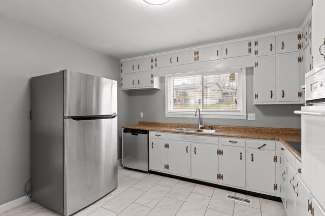 45 Virginia Avenue, Rossville, GA 30741