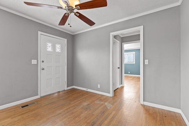 45 Virginia Avenue, Rossville, GA 30741