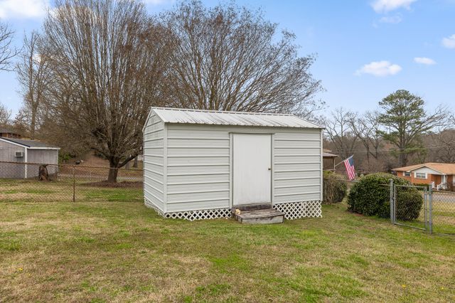 45 Virginia Avenue, Rossville, GA 30741