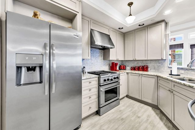 1101 Prospect Promenade 401, Panama City Beach, FL 32413