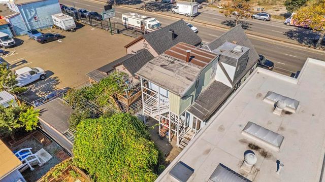 811 W Grand Ave, Oakland, CA 94607