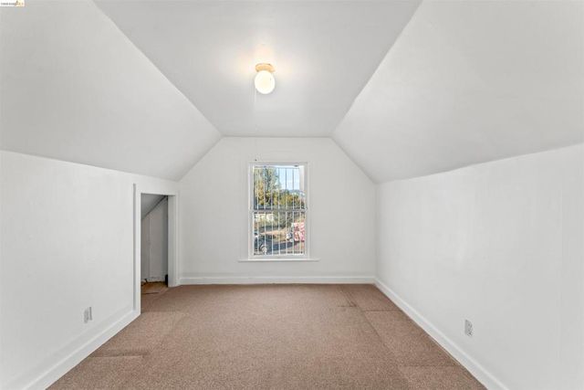811 W Grand Ave, Oakland, CA 94607