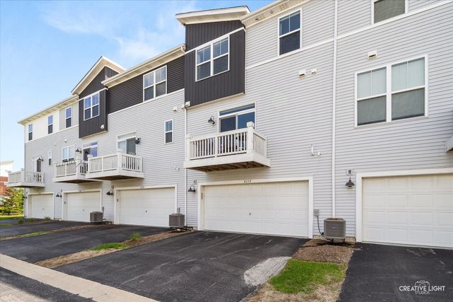 4152 Irving Road, Aurora, IL 60504