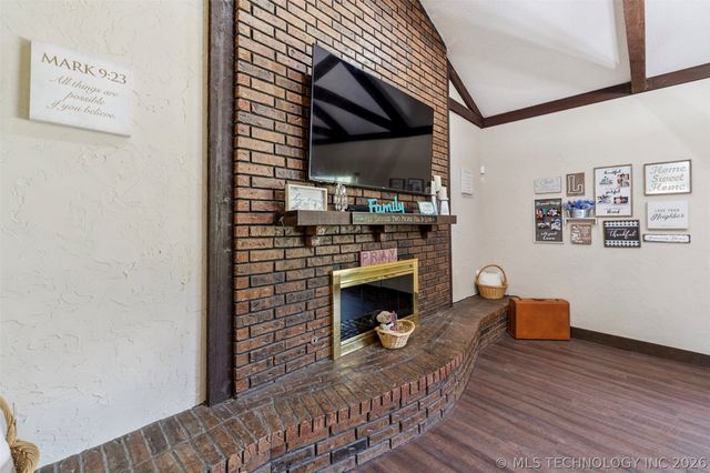 22547 S Dogwood Court, Claremore, OK 74019