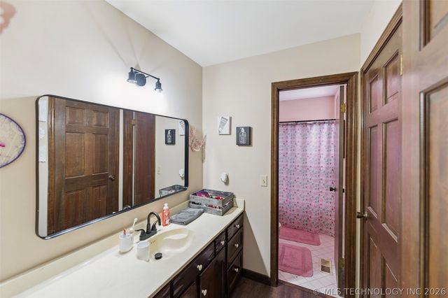 22547 S Dogwood Court, Claremore, OK 74019