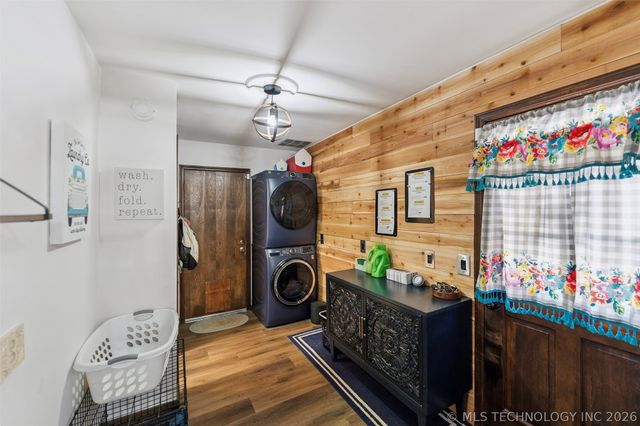 22547 S Dogwood Court, Claremore, OK 74019