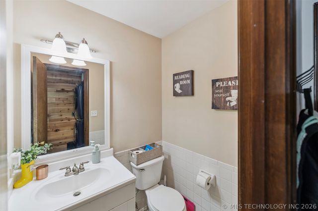 22547 S Dogwood Court, Claremore, OK 74019