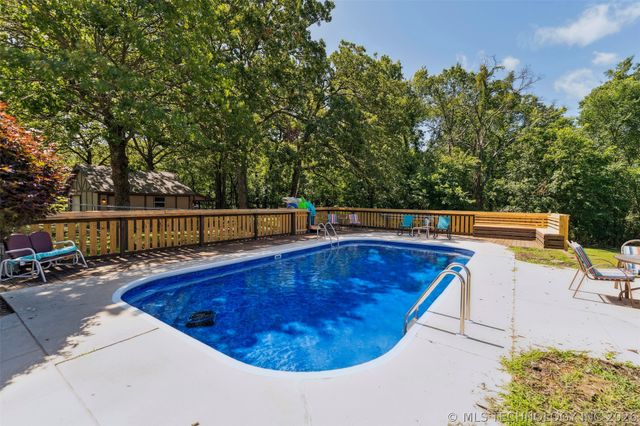 22547 S Dogwood Court, Claremore, OK 74019