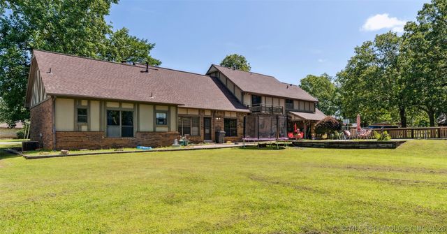 22547 S Dogwood Court, Claremore, OK 74019