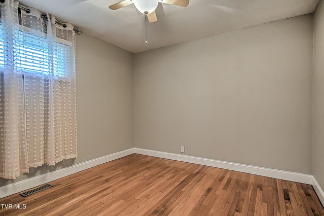 166 Reading Road, Weber City, VA 24290