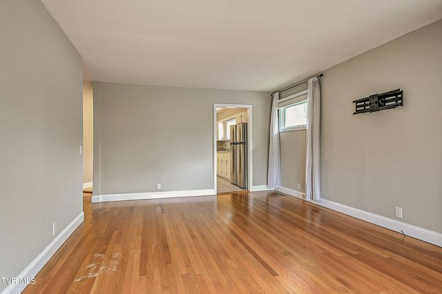 166 Reading Road, Weber City, VA 24290