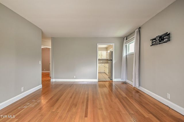166 Reading Road, Weber City, VA 24290