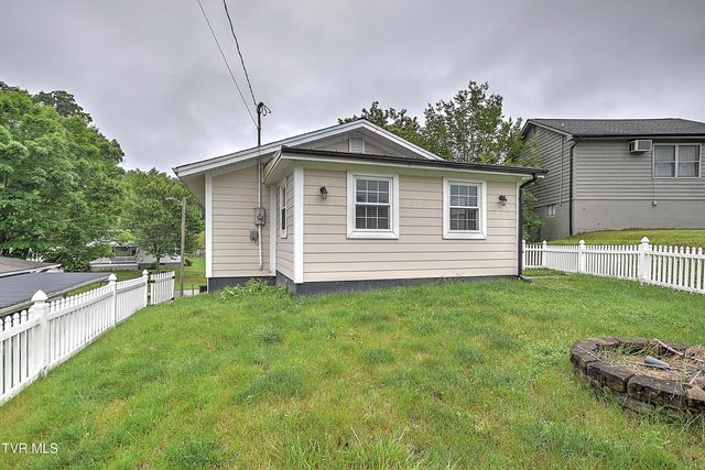 166 Reading Road, Weber City, VA 24290