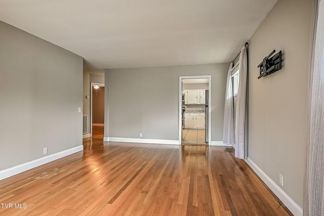 166 Reading Road, Weber City, VA 24290