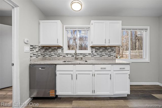 16226 Karin Street, Taylor, MI 48180