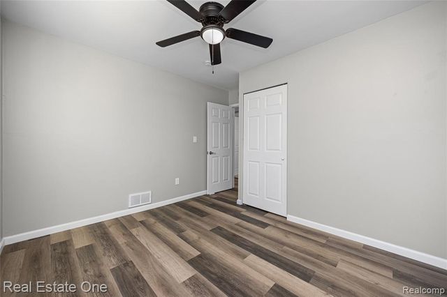 16226 Karin Street, Taylor, MI 48180