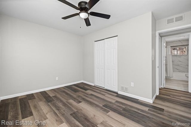 16226 Karin Street, Taylor, MI 48180