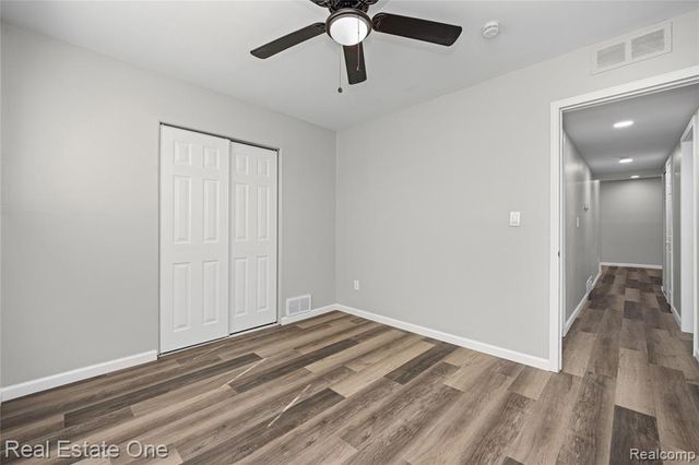 16226 Karin Street, Taylor, MI 48180